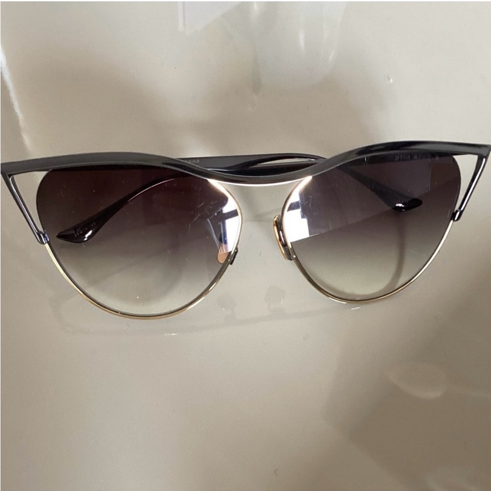 Dita Sexy Cat-Eye Sunglasses with case! Great Gift! ♥️ - Picture 3 of 7